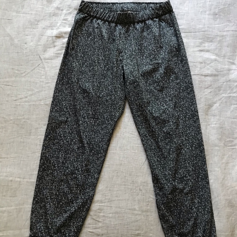 Outdoor Voices lightweight joggers